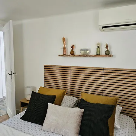 Les Lauriers Roses Apartment *
